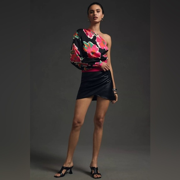 dolan Dresses & Skirts - Dolan Long-sleeve One Shoulder Top